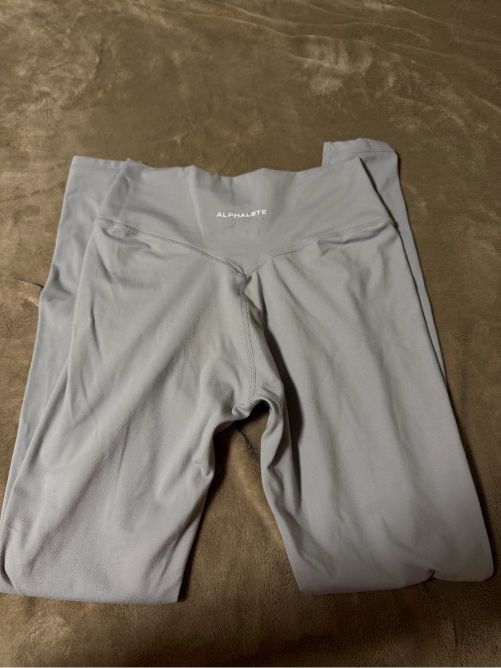 Alphalete Light Gray High-Rise Leggings